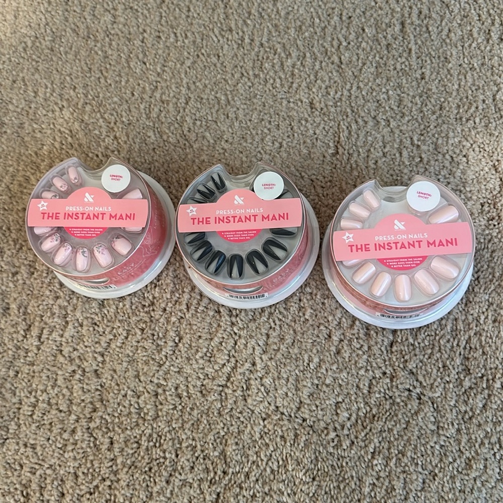 Olive & June The Instant Mani Press-On Nails set of 3